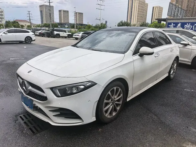 Mercedes-Benz A-Class 2022 A 200 L Sport Sedan Dynamic