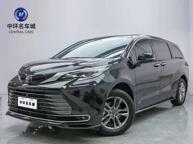 Toyota Sienna 2024 2.5L Hybrid 4WD Premium Edition