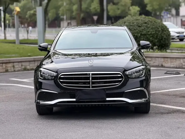 Mercedes-Benz E-Class 2022 Facelift E 300 L Luxury Style