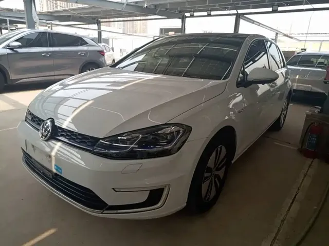 Volkswagen Golf Electric 2020 Chi