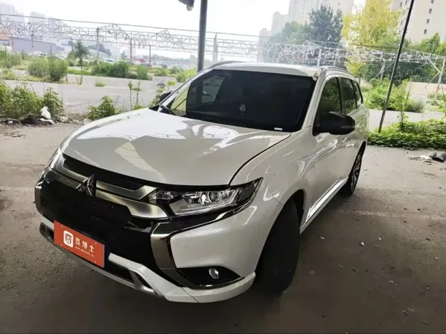 Mitsubishi Outlander 2021 2.0L 2WD Smooth Ride Version 5-Seater