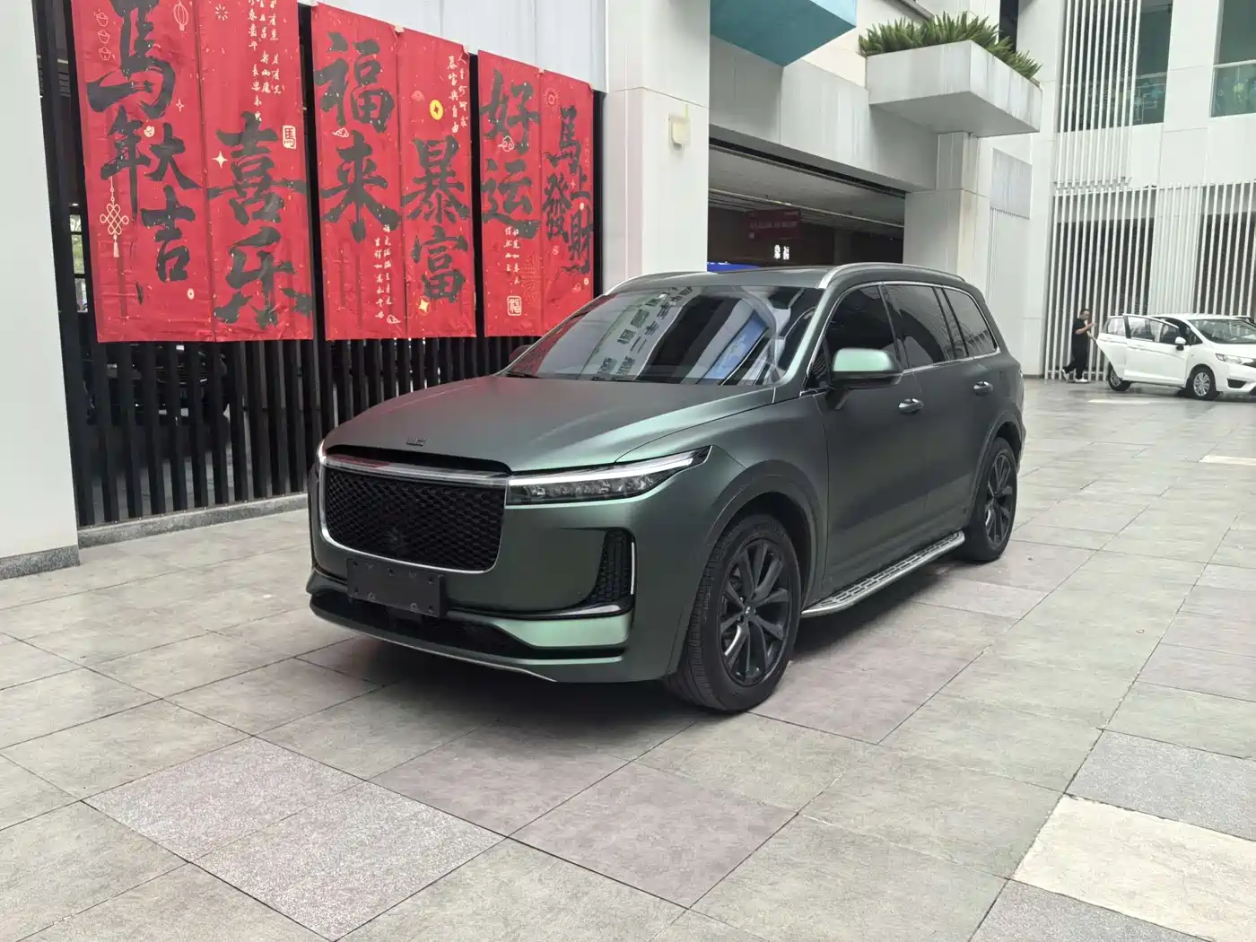 Li Auto Li ONE 2020 Extended Range 6-seater