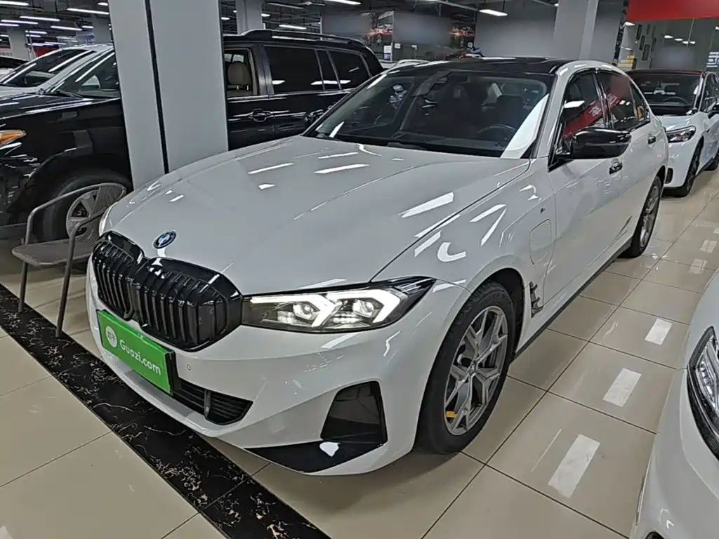 BMW i3 2022 eDrive 35 L