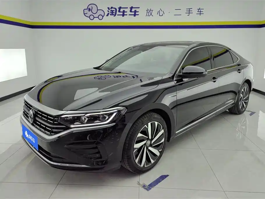 Volkswagen Passat 2023 330TSI Luxury Edition
