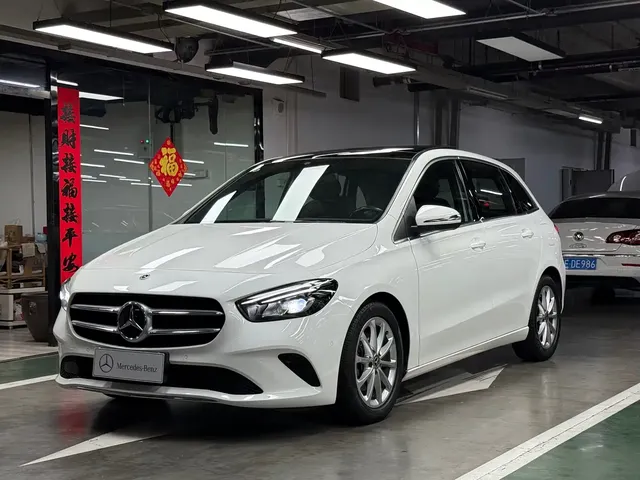 Mercedes-Benz B-Class 2021 B 200 Fashion