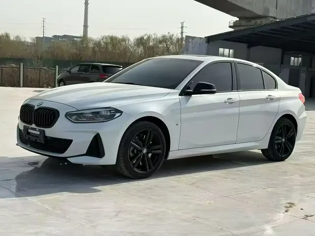 BMW 1 Series 2022 125i M Sport Shadow Edition