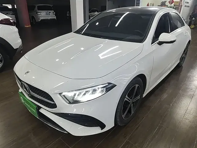 Mercedes-Benz A-Class 2023 A 200 L Fashion