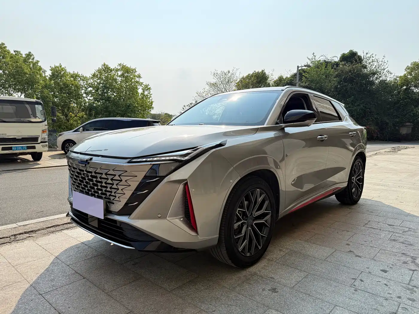 Changan Oshan Z6 2023 Blue Whale 1.5T DCT Smart Leader