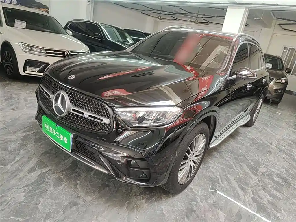 Mercedes-Benz GLC 2023 GLC 300 L 4MATIC Sport 5-Seater