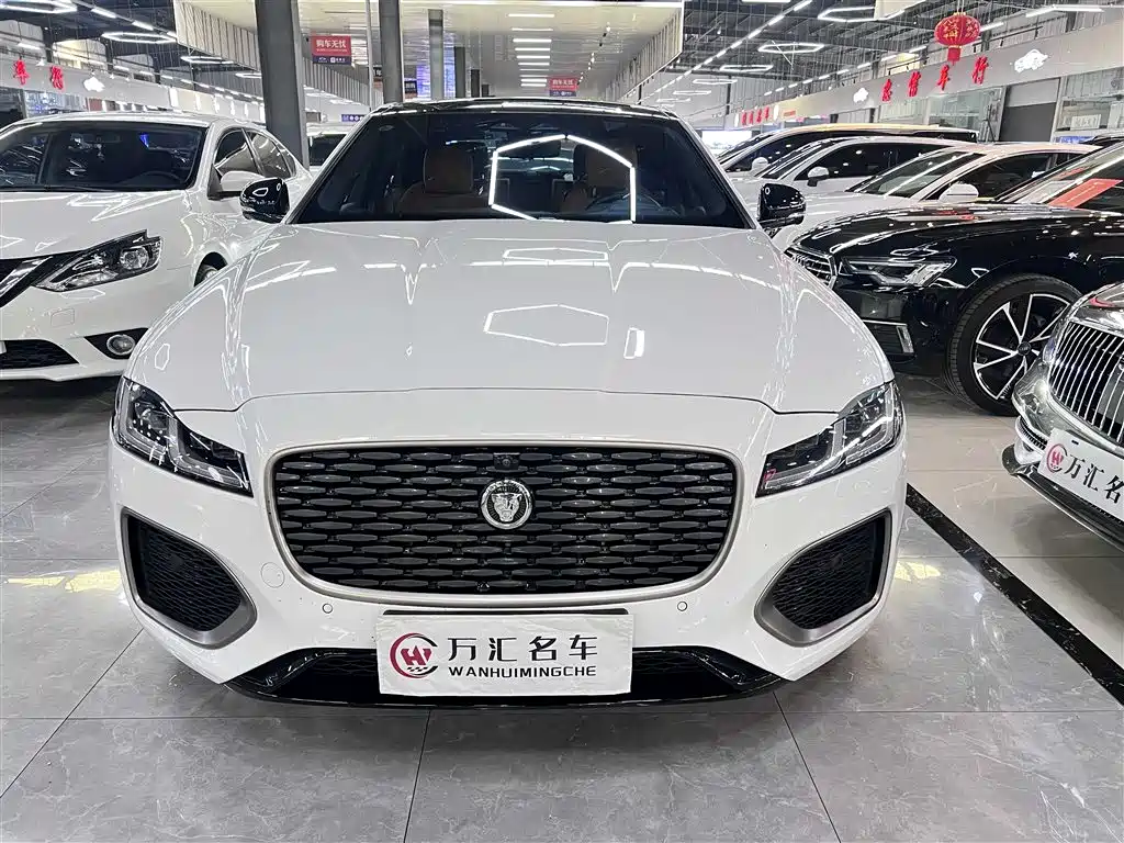 Jaguar XFL 2024 2.0T P300 AWD Flagship Sport Gilded Edition