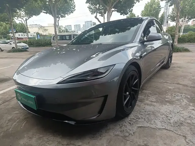 Tesla Model 3 2024 High-Performance All-Wheel Drive Edition