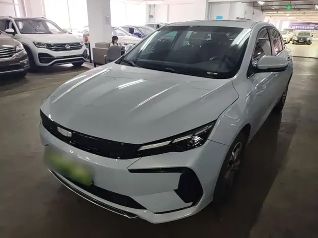 Geely Emgrand L HiP 2024 Model Champion Edition 1.5TD-DHT Pro 100KM Surpassing Type
