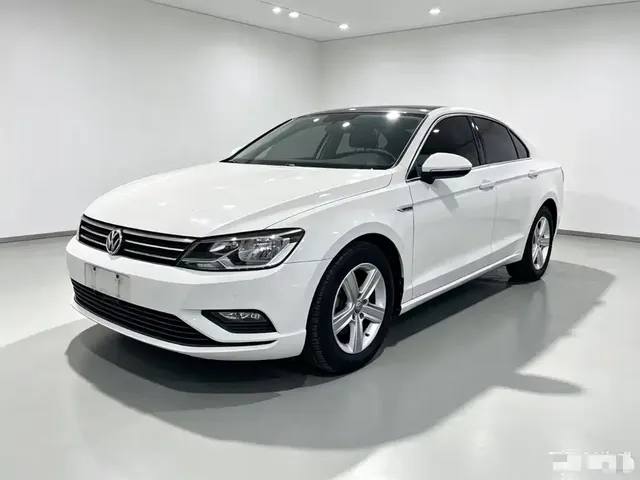 Volkswagen Lamando 2018 230TSI Manual Trend Edition