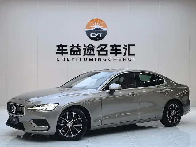 Volvo S60 2022 B4 Smart Comfort Luxury Edition