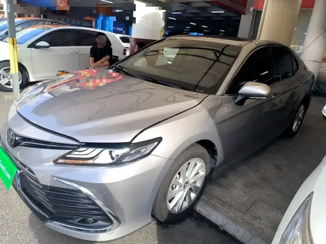 Toyota Camry 2021 2.0G Luxury Edition