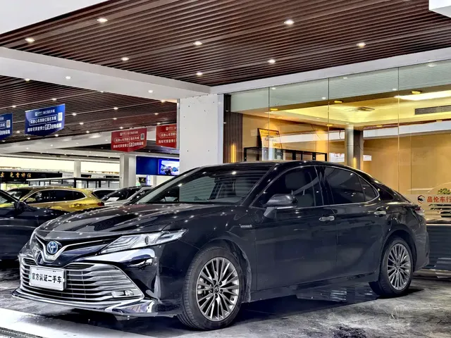 Toyota Camry 2019 Facelift Hybrid 2.5HG Luxury Edition