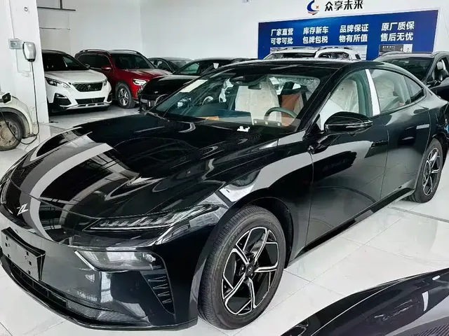 Dongfeng Yipai eπ007 2025 Model Pure Electric 550 Executive Edition