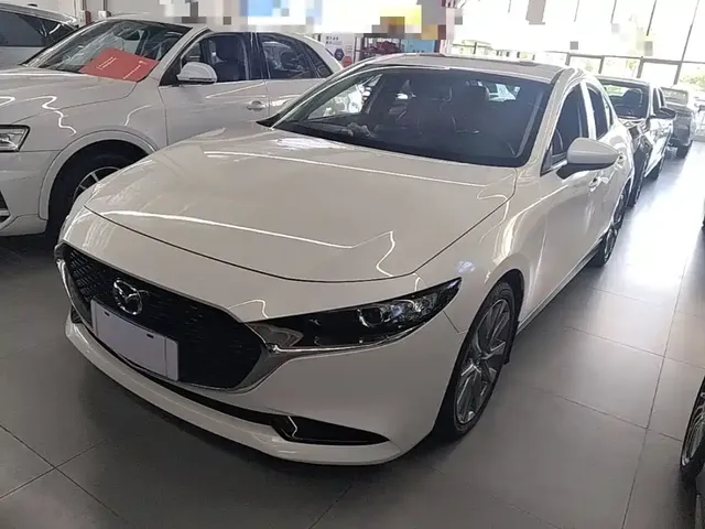 Mazda 3 Axela 2023 2.0L Auto Zhiya