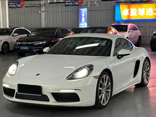 Porsche 718 2022 Cayman 2.0T