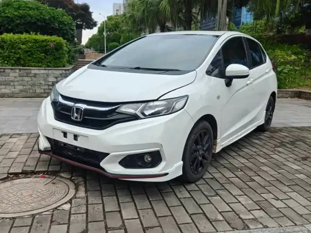 Honda Fit 2018 1.5L CVT Sport+ Edition