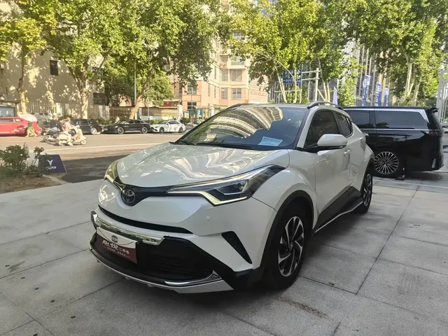 Toyota IZOA 2020 2.0L Yi Xuan Edition