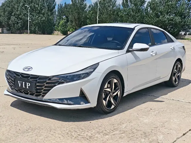 Hyundai Elantra 2022 1.5L CVT GLX Elite Edition