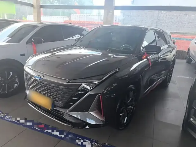 Changan Oshan Z6 2022 Blue Whale 1.5T DCT Intelligent Leader