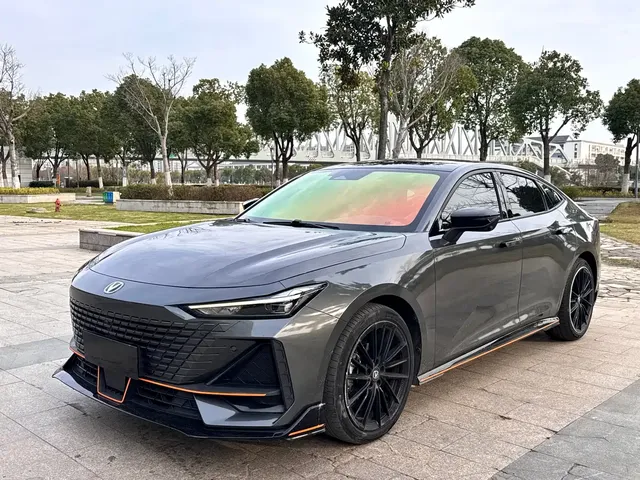 Changan UNI-V 2023 1.5T Sport Edition