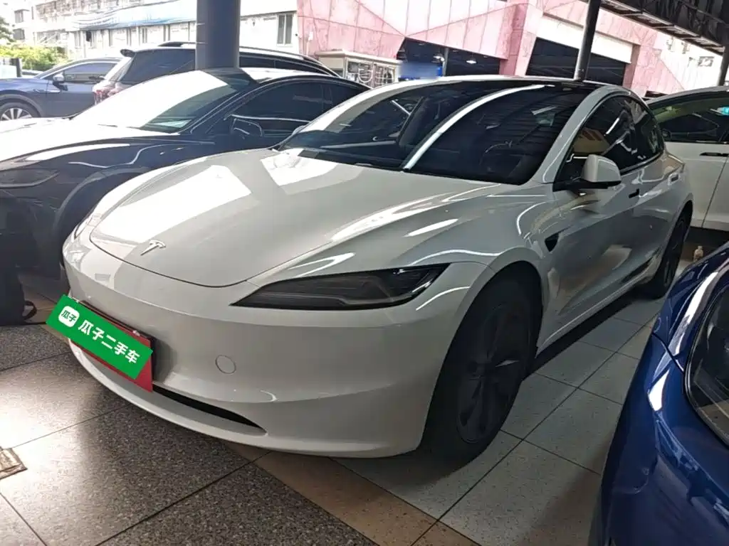 Tesla Model 3 2023 Rear-Wheel Drive