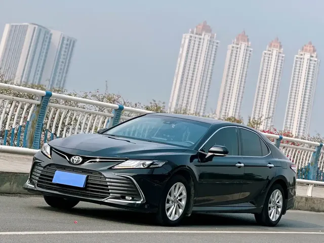 Toyota Camry 2021 2.0G Luxury Edition