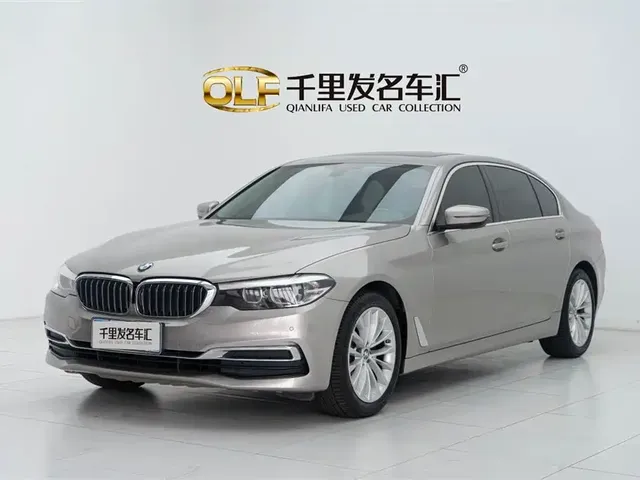 BMW 5 Series 2020 525Li Luxury Package