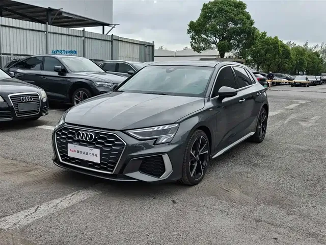 Audi A3 2021 Sportback 35 TFSI Fashion Sport