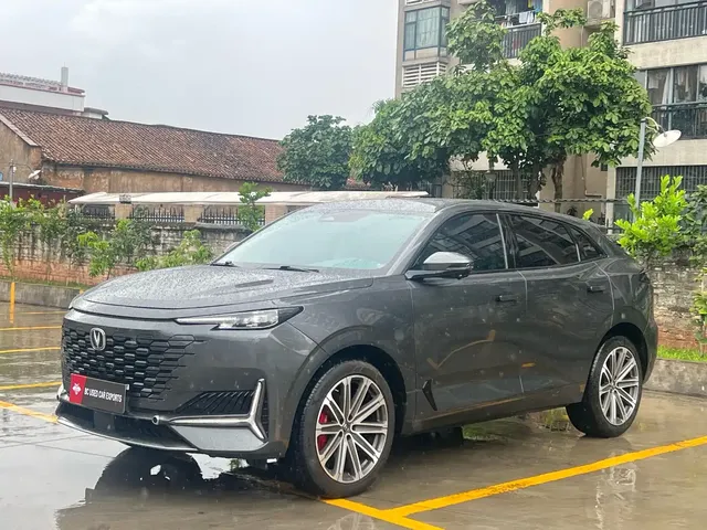 Changan UNI-K 2021 2.0T AWD Premium