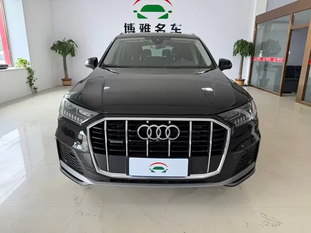 Audi Q7 2023 45 TFSI quattro S line Sport