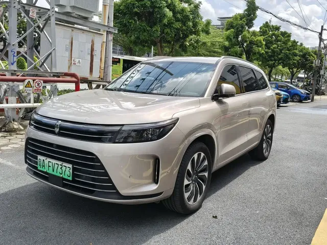 AITO Wenjie AITO M7 2022 1.5T AWD Luxury Edition