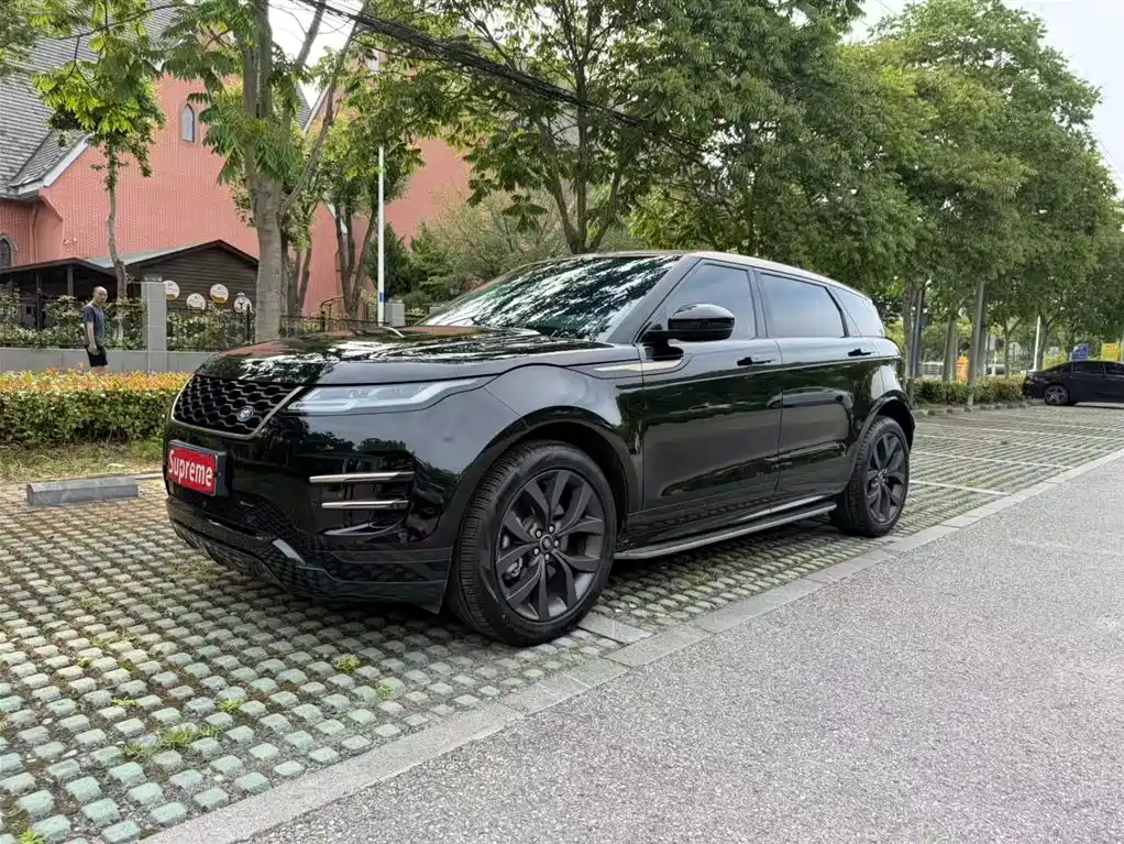 Land Rover Range Rover Evoque 2023 Range Rover Evoque L 249PS Corinthian Bronze Special Edition