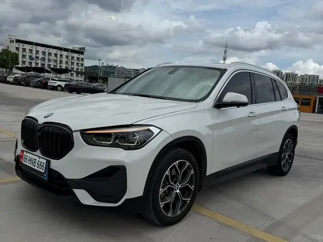 BMW X1 2022 sDrive25Li Leading