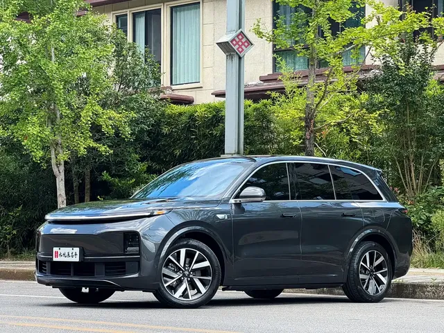 Li Auto Li L8 2023 Air