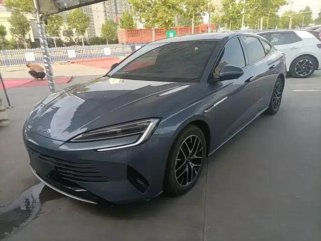 BYD Seal 2023 DM-i 1.5T 121km Premium