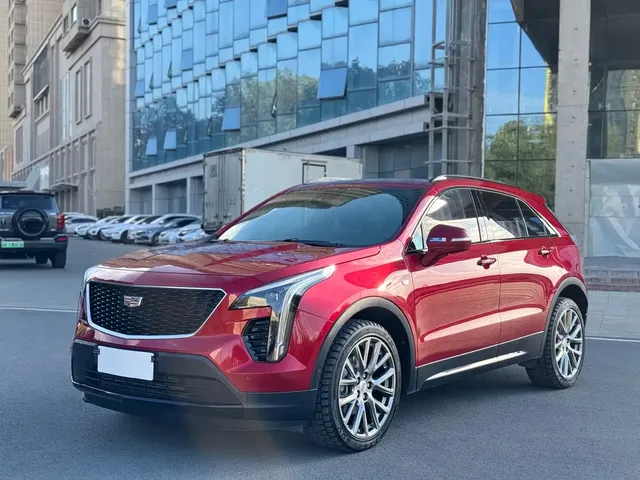 Cadillac XT4 2022 28T AWD Platinum