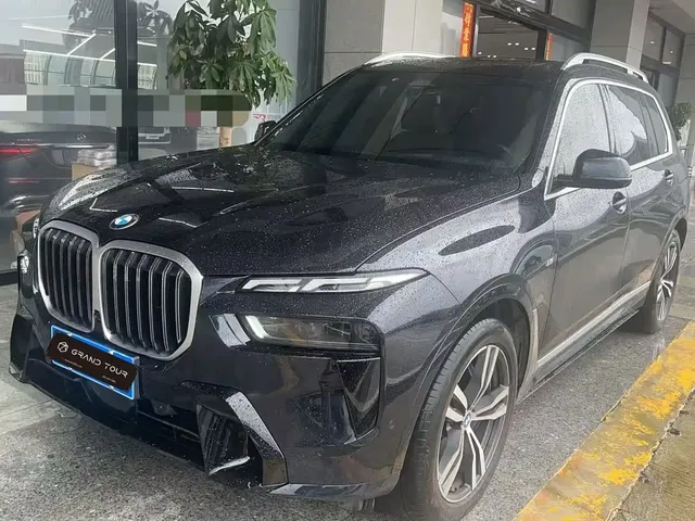 BMW X7 2023 xDrive40i Exclusive M Sport Package
