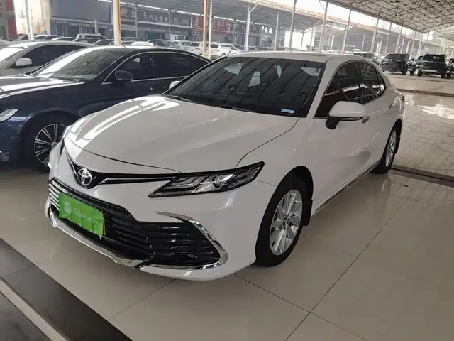 Toyota Camry 2023 2.0G Luxury Edition