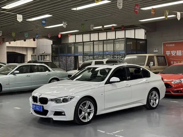 BMW 3 Series 2018 320i M Sport Package