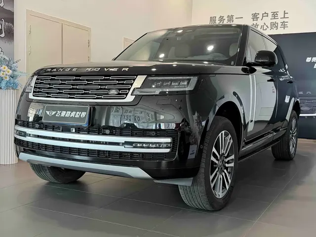Land Rover Range Rover 2023 3.0 L6 400PS Genesis Extended Version