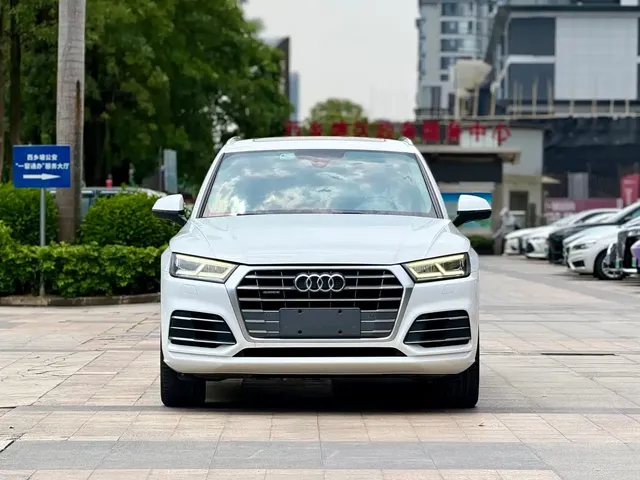 Audi Q5L 2018 40 TFSI Prestige Fashion (China V)