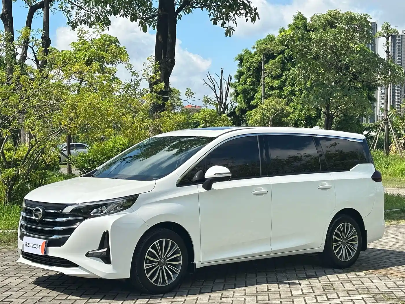 GAC Trumpchi M6 2019 270T Automatic Honor (6-seater) China V