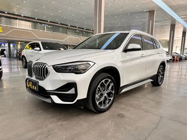 BMW X1 2022 sDrive25Li Leading