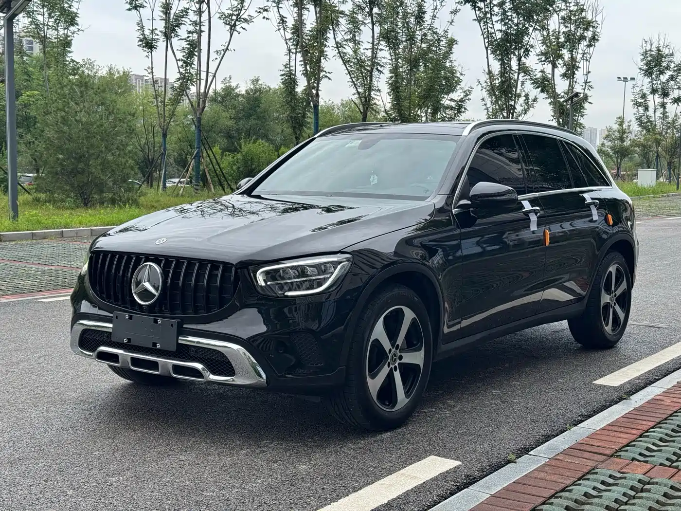 Mercedes-Benz GLC 2022 Model GLC 260 L 4MATIC Luxury Edition