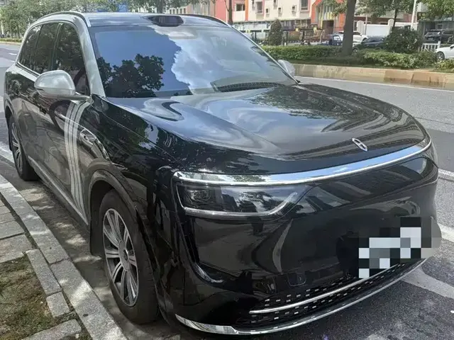 AITO Wenjie AITO M8 2025 Range Extender Max+ Edition 53.4kWh 5-seater