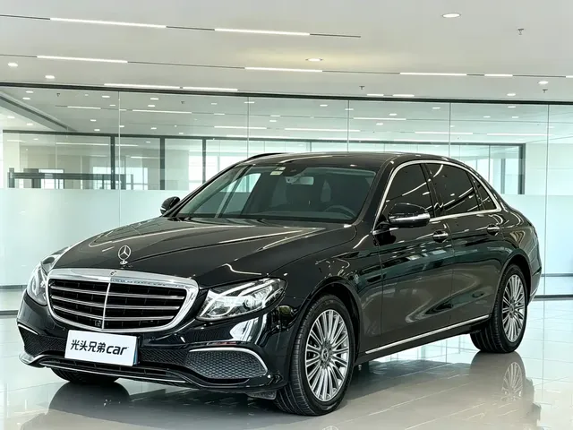 Mercedes-Benz E-Class 2020 E 300 L Fashion